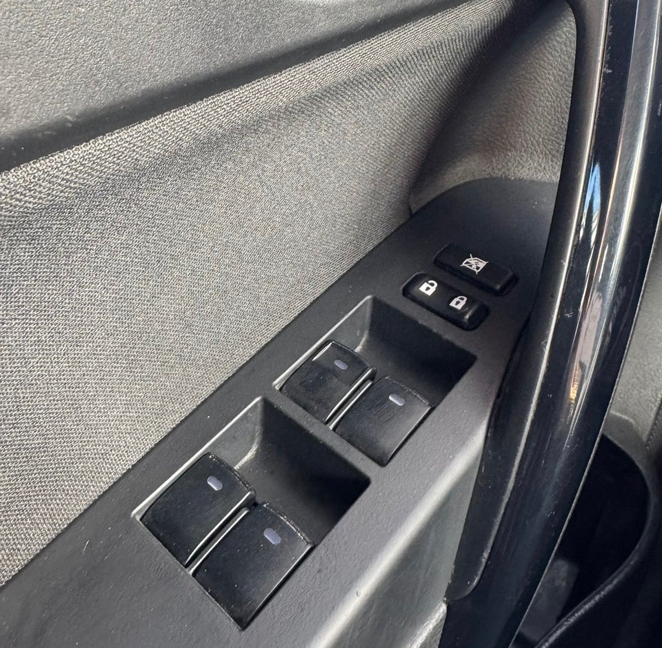 Toyota Auris 1,8 Hybrid H3 Touring Sports CVT 5d