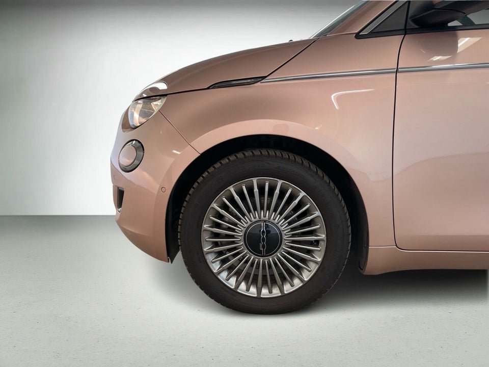 Fiat 500e 42 Lusso Cabrio 2d