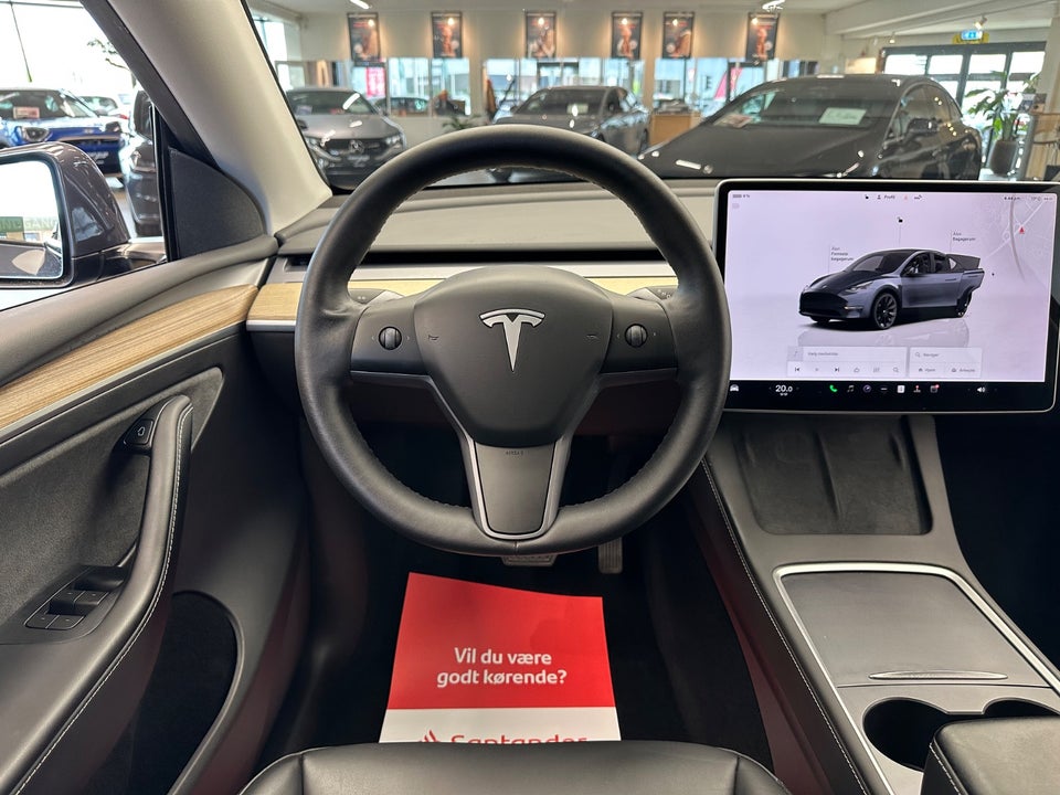 Tesla Model Y RWD 5d