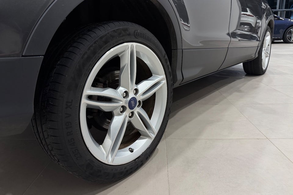 Ford Kuga 2,0 TDCi 180 Titanium aut. AWD 5d