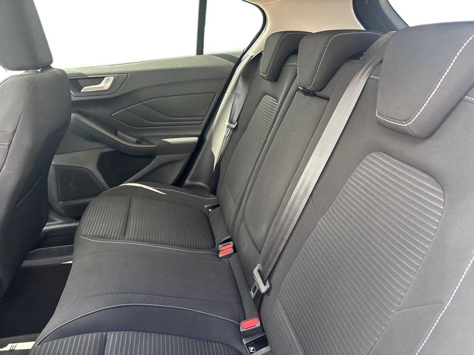 Ford Focus 1,0 EcoBoost mHEV Titanium X DCT 5d