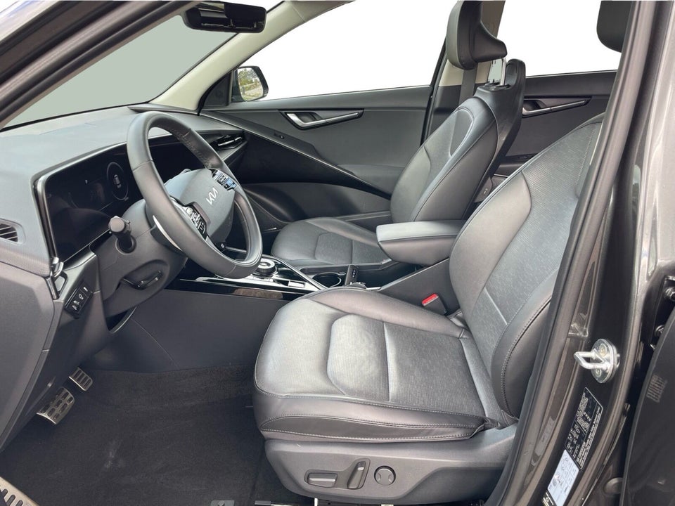 Kia Niro 64 EV Premium 5d