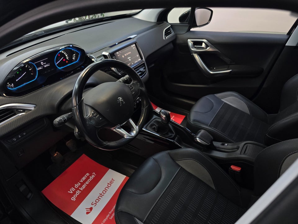 Peugeot 2008 1,2 e-THP 110 Desire Sky 5d