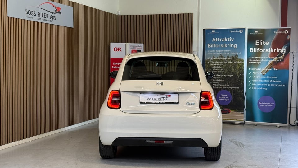 Fiat 500e 42 Icon 3d