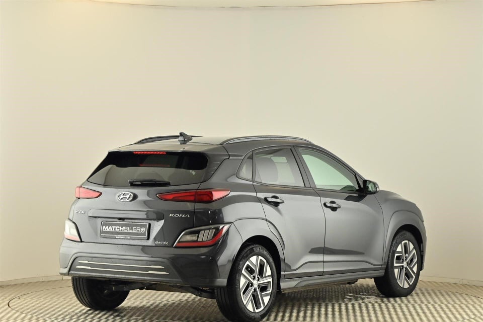 Hyundai Kona 64 EV Essential 5d
