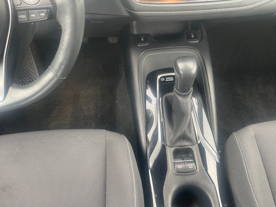 Toyota Corolla 1,8 Hybrid H3 Smart MDS 5d