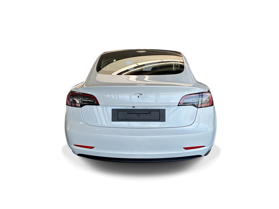 Tesla Model 3 RWD 4d