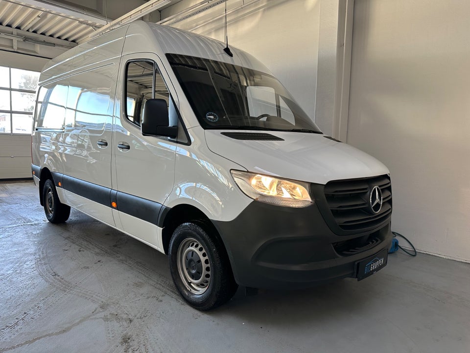 Mercedes Sprinter 317 2,0 CDi A2 Kassevogn aut. RWD