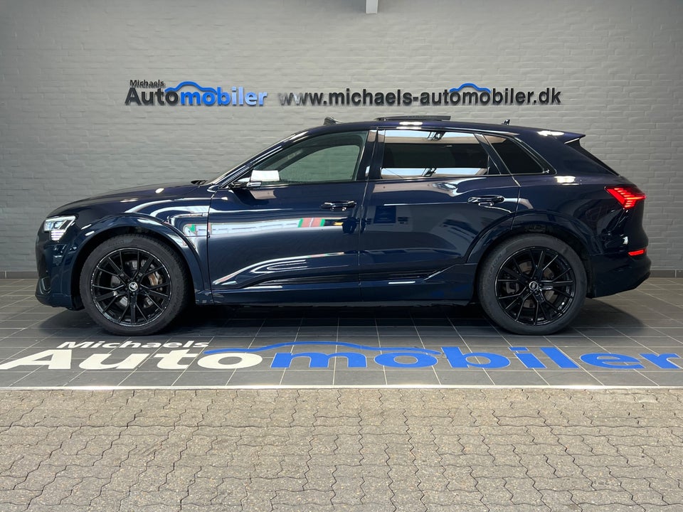 Audi e-tron 55 S-line quattro 5d