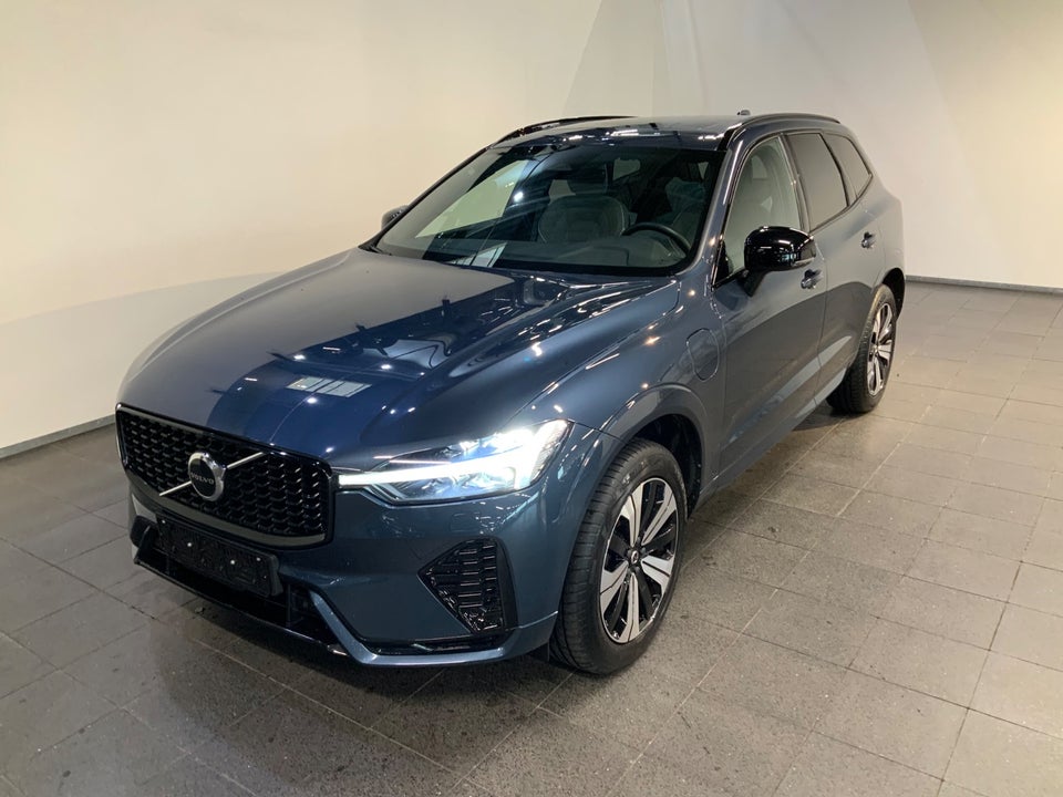 Volvo XC60 2,0 T8 ReCharge Plus Dark aut. AWD 5d