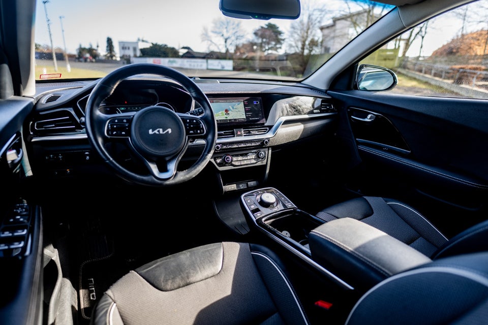 Kia Niro 64 EV Vision 5d