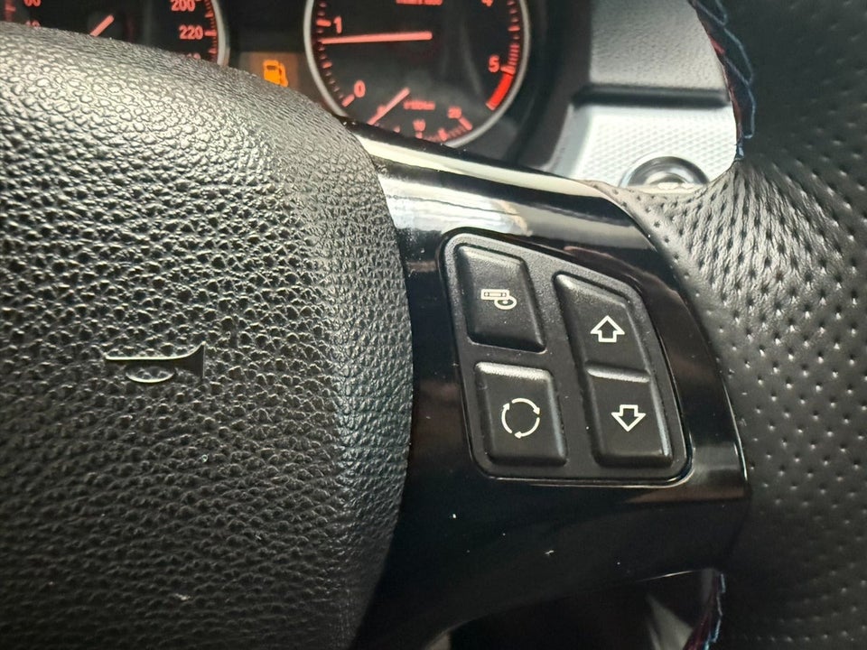 BMW 320d 2,0 Coupé Steptr. 2d