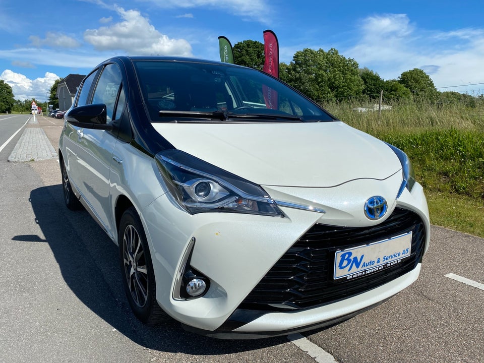 Toyota Yaris 1,5 Hybrid H3 Premium e-CVT 5d