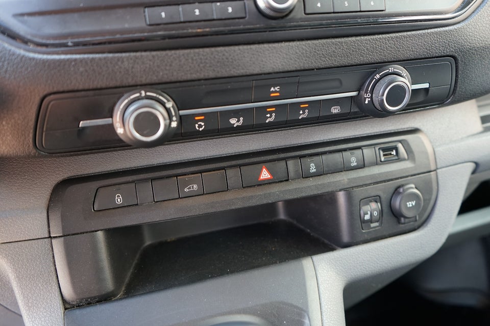 Toyota ProAce 2,0 D 120 Long Base+ 5d