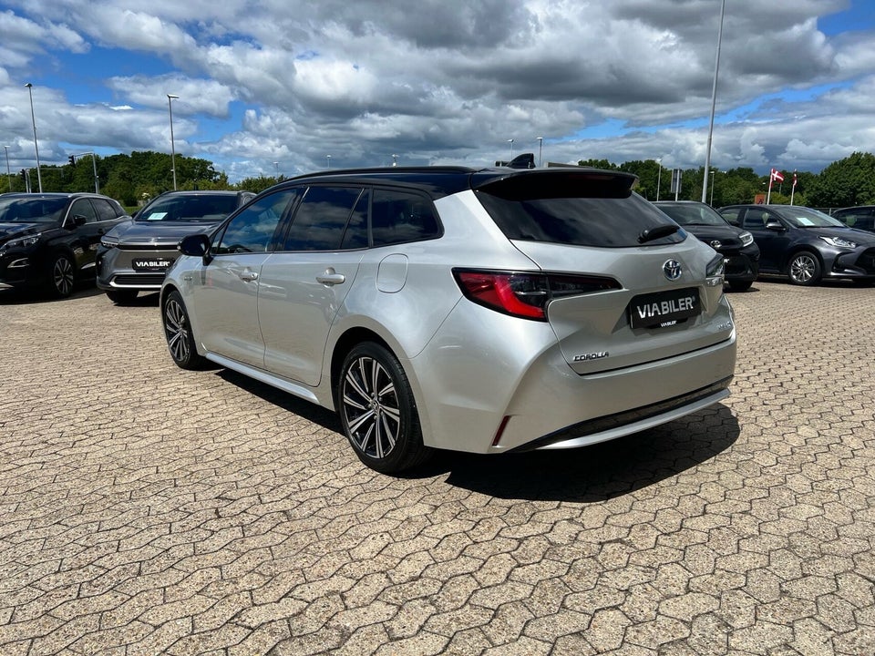Toyota Corolla 1,8 Hybrid H3 Premium Touring Sports MDS 5d