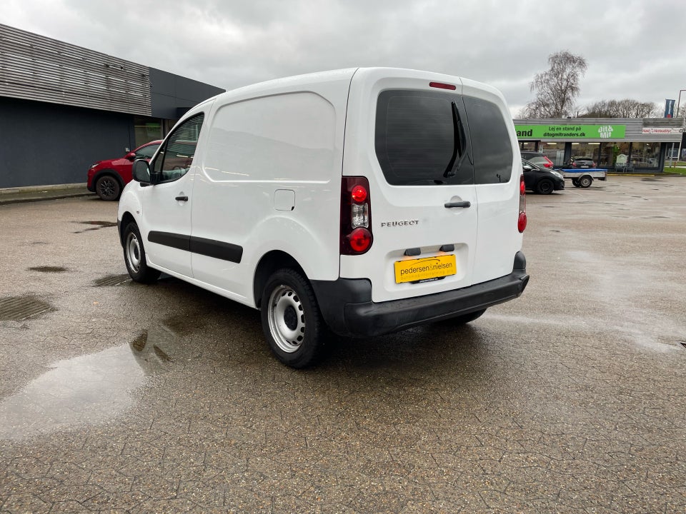 Peugeot Partner 1,6 BlueHDi 100 L1 ESG Flex Van 5d