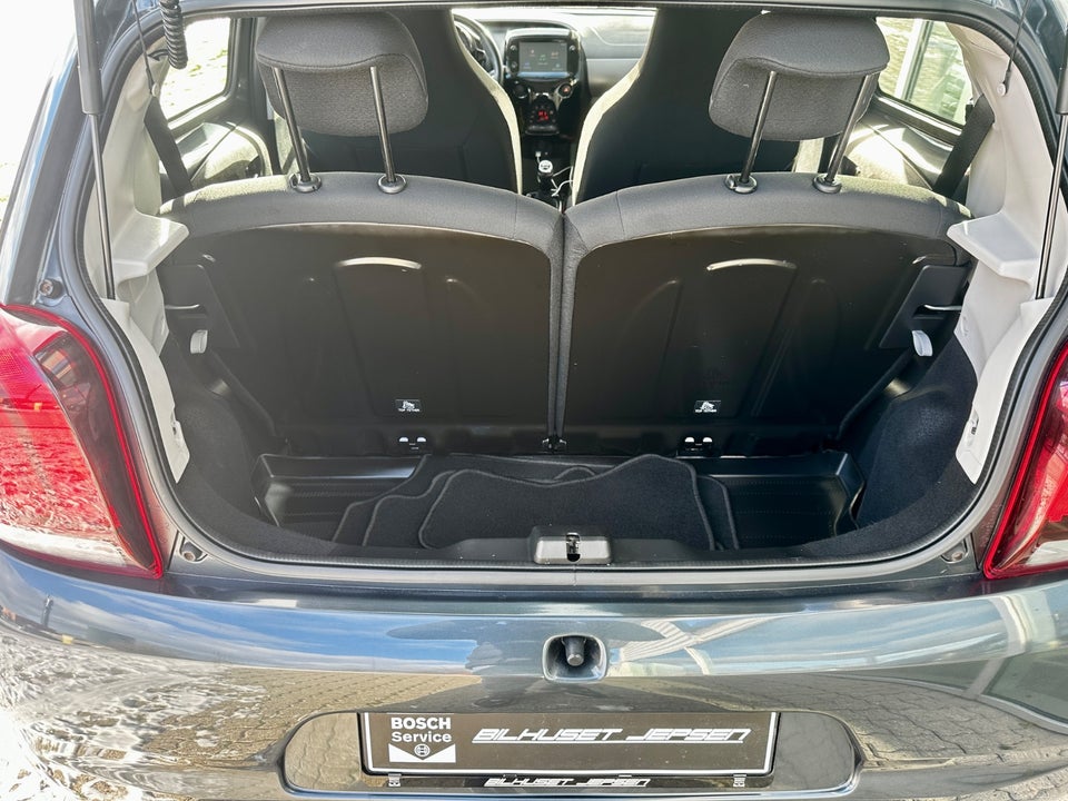 Peugeot 108 1,0 e-VTi 72 Allure+ 5d