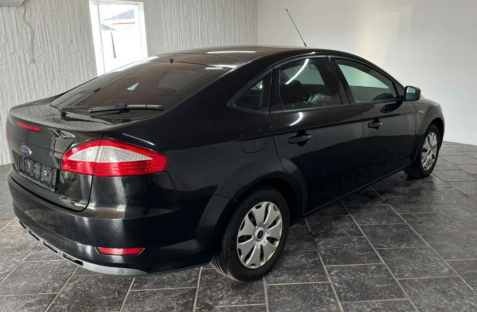 Ford Mondeo 2,0 TDCi 140 Titanium 4d