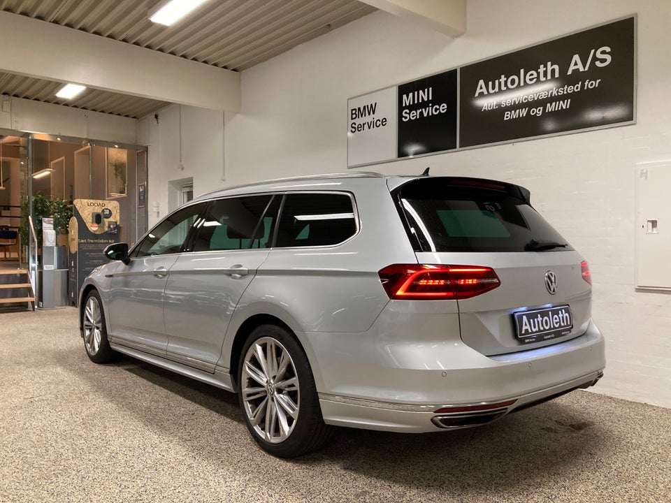 VW Passat 2,0 TSi 280 R-line Variant DSG 4Motion 5d