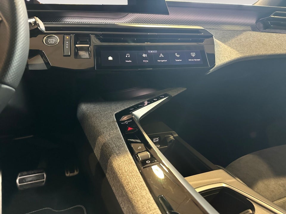 Peugeot e-5008 77 GT 7prs 5d