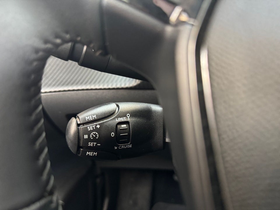 Peugeot e-208 50 Active Pack 5d