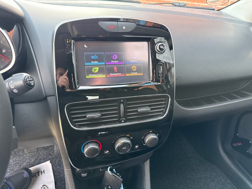 Renault Clio IV 0,9 TCe 90 Zen Sport Tourer 5d