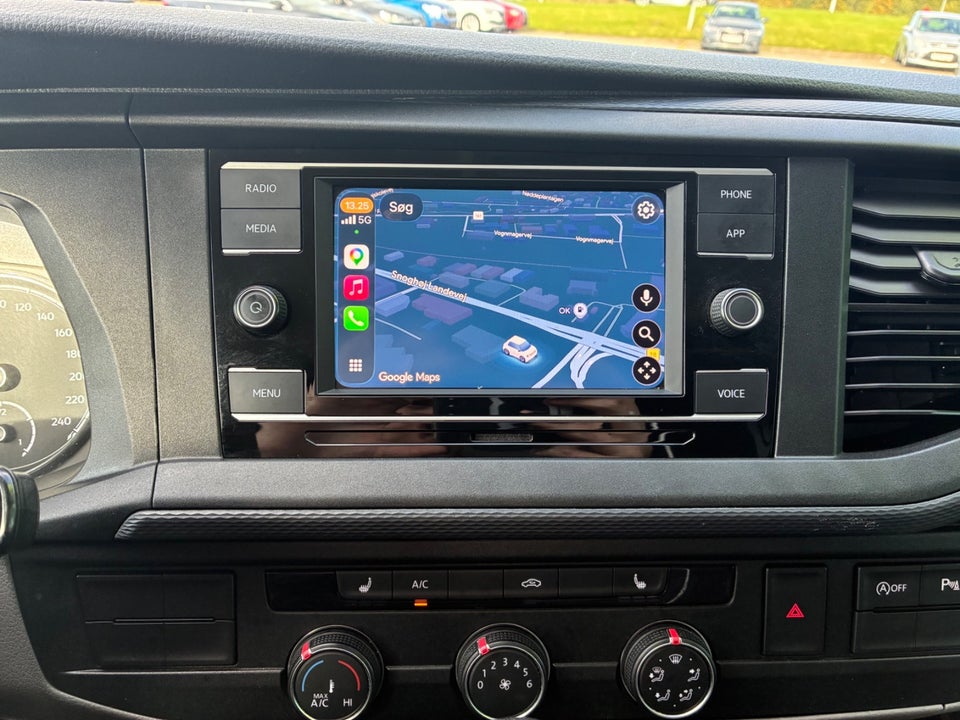 VW Transporter 2,0 TDi 150 Kassevogn DSG lang