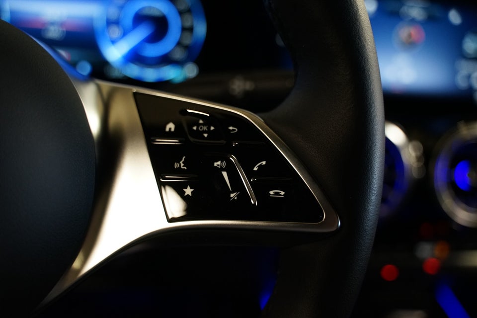 Mercedes EQA250 Progressive 5d