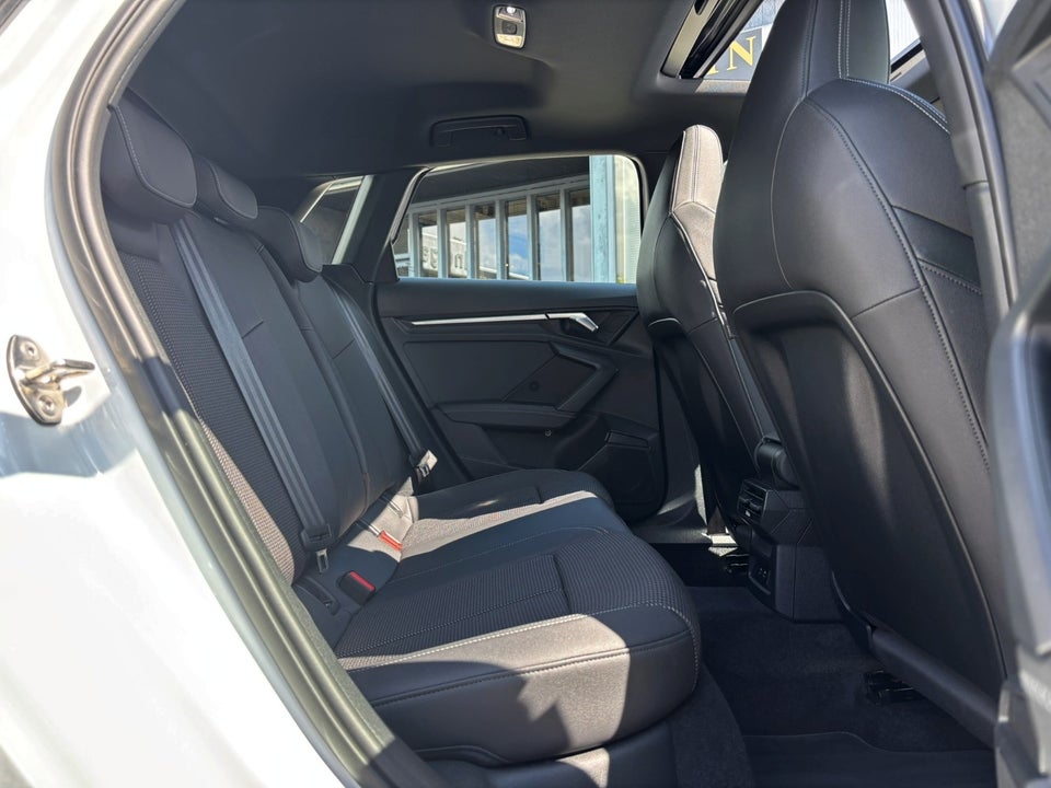 Audi A3 40 TFSi e S-line Sportback S-tr. 5d