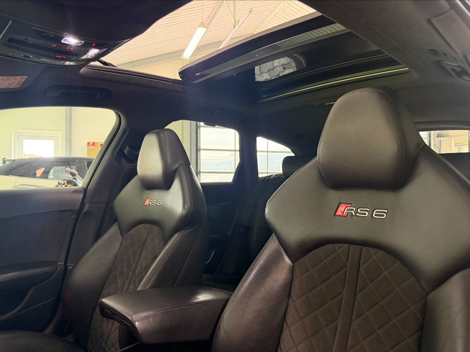 Audi RS6 4,0 TFSi Avant quattro Tiptr. 5d