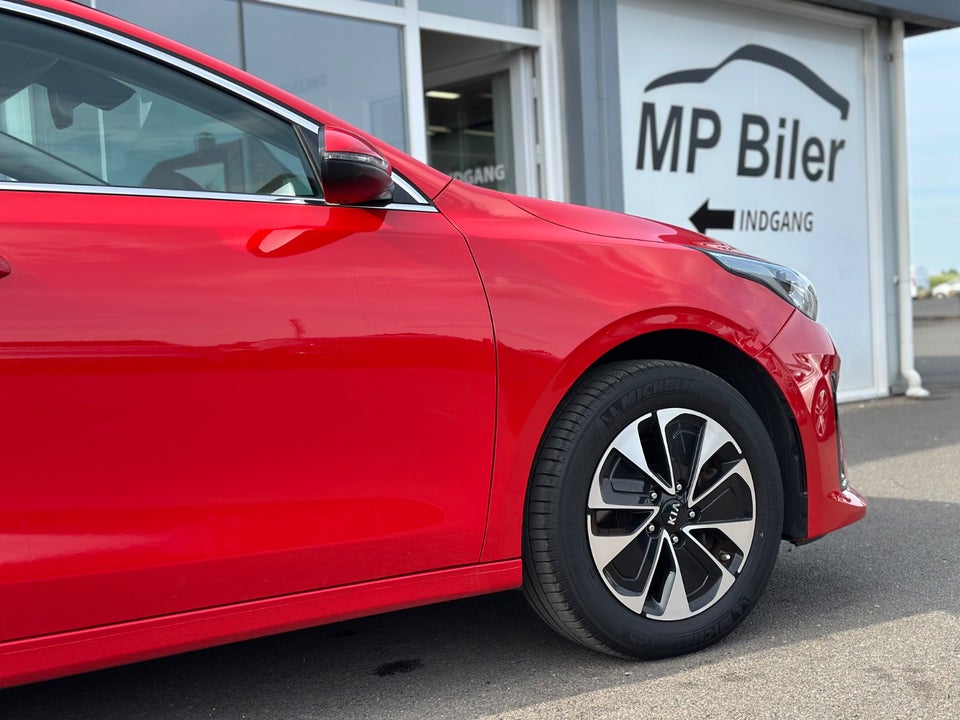 Kia Ceed 1,6 PHEV Upgrade SW DCT 5d