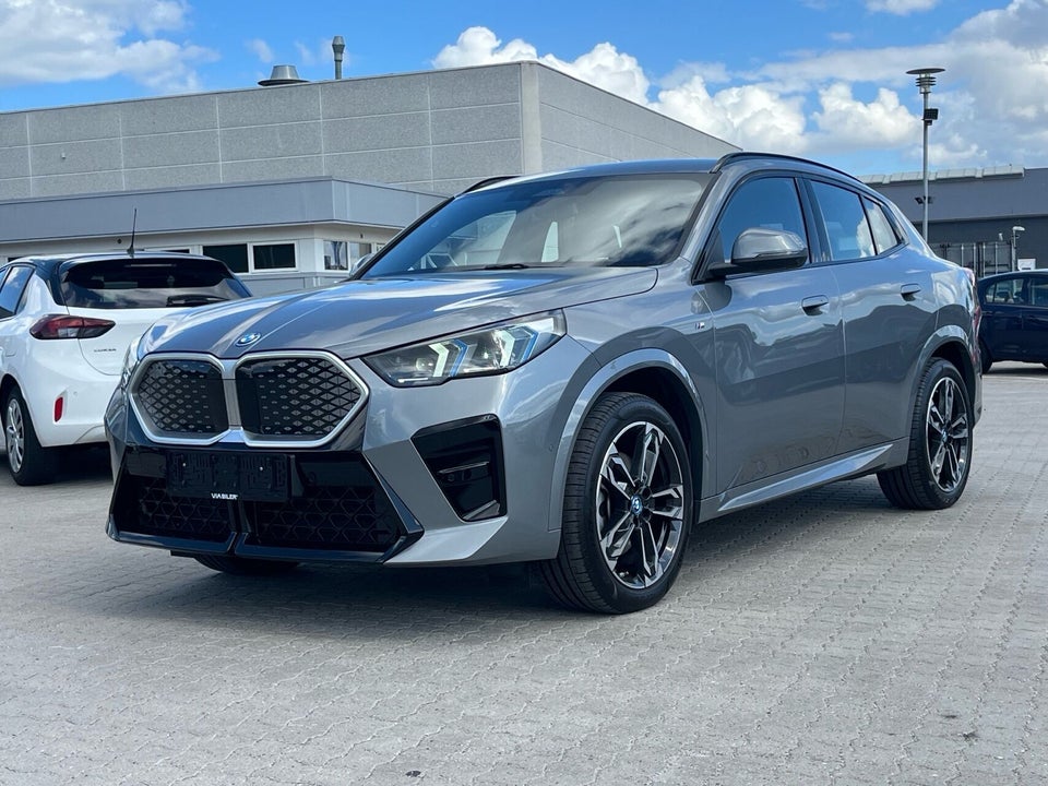 BMW iX2 xDrive30 M-Sport 5d