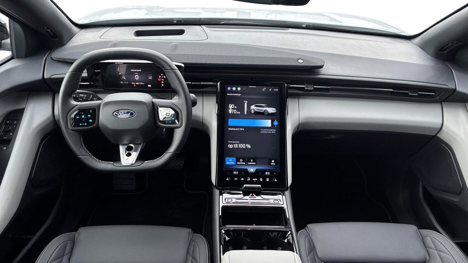 Ford Capri 82 Premium Extended Range 5d