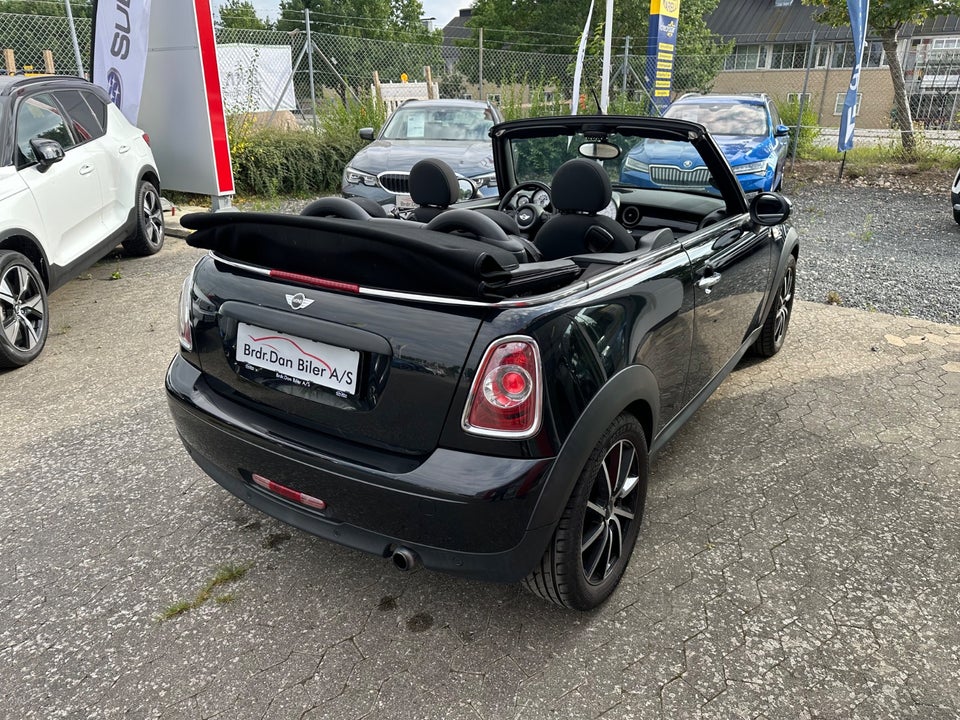 MINI One 1,6 Cabriolet 2d