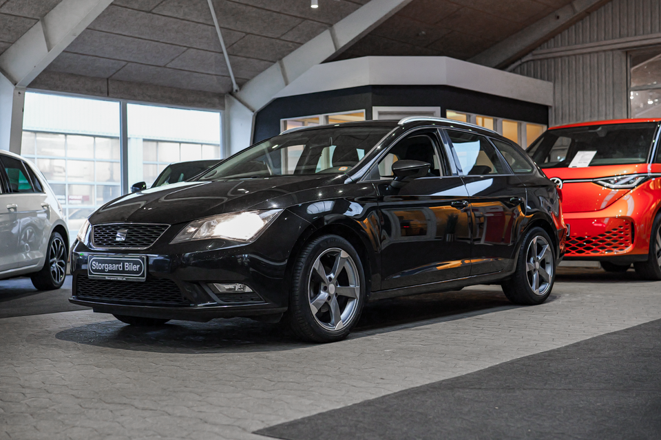 Seat Leon 1,6 TDi 105 Style DSG 5d