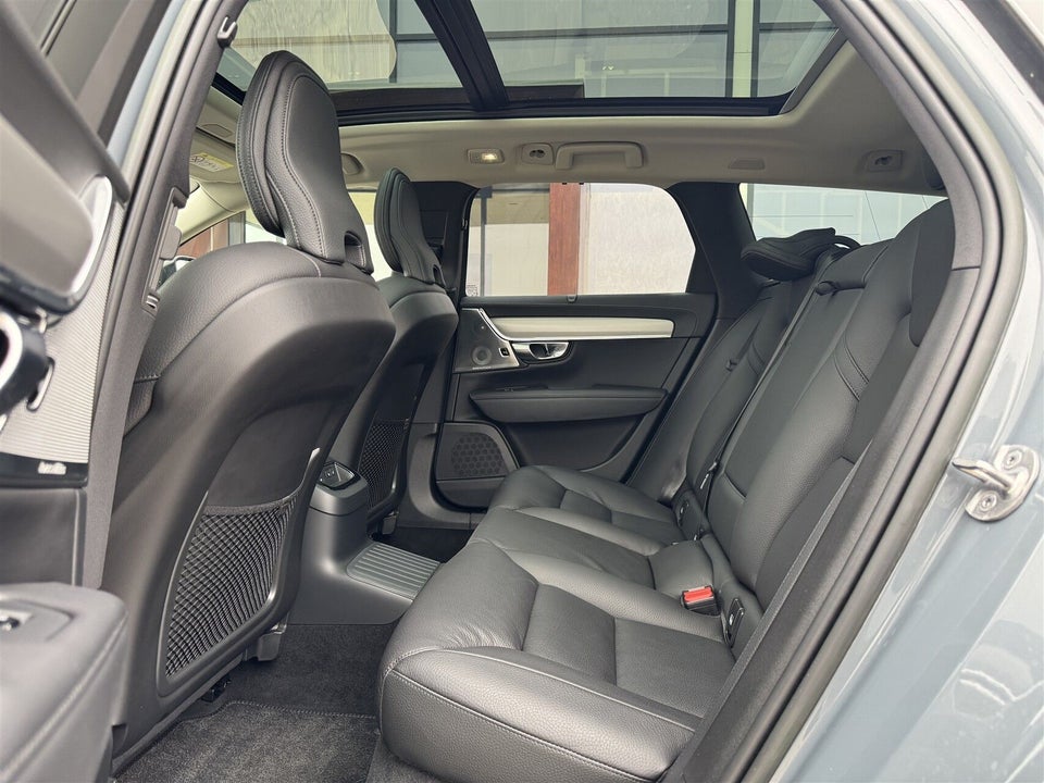 Volvo V90 2,0 T8 ReCharge Ultimate Dark aut. AWD 5d