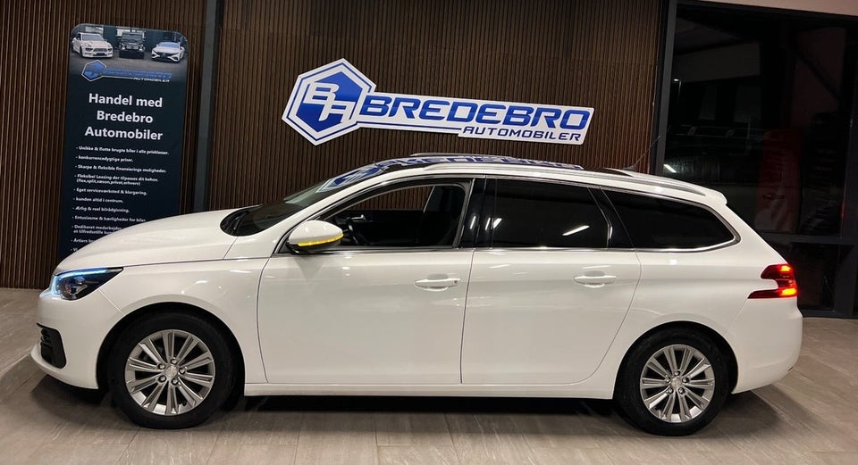 Peugeot 308 1,5 BlueHDi 130 Selection Sky SW 5d