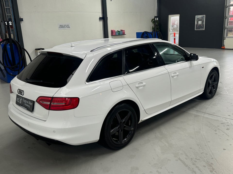 Audi A4 2,0 TDi 150 S-line Avant Multitr. 5d