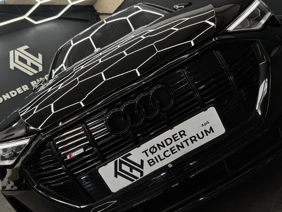 Audi e-tron 55 Black Edition S-line quattro 5d