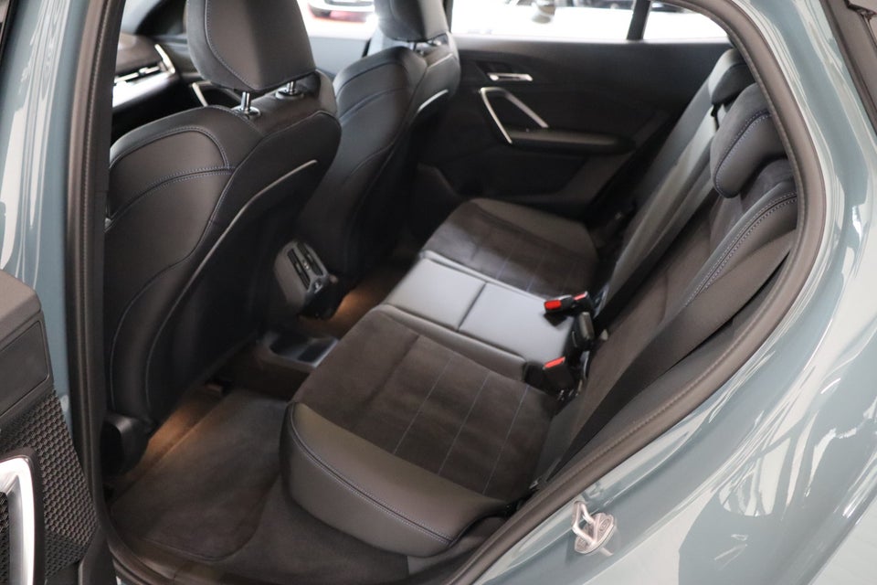 BMW iX2 xDrive30 M-Sport 5d