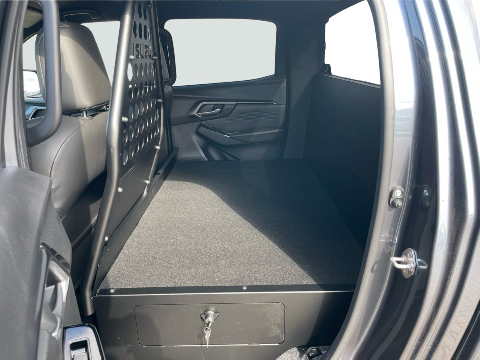 Isuzu D-Max 1,9 TD 163 Crew Cab Exclusive aut. 4d