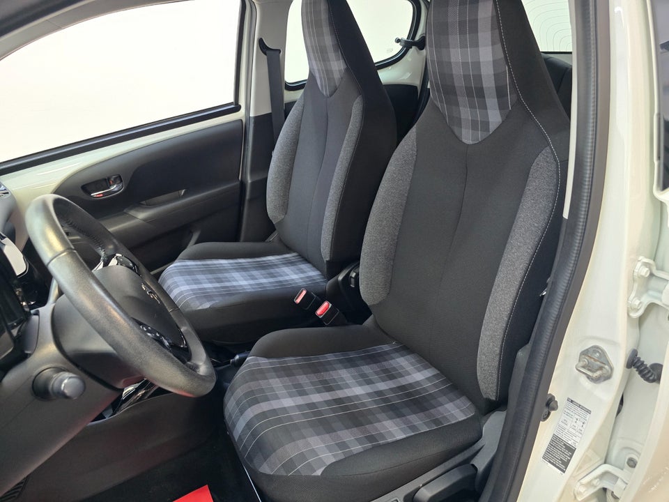 Peugeot 108 1,0 e-VTi 72 Active 5d