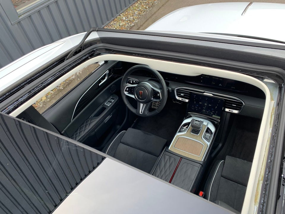 Hongqi E-HS9 99 Premium 5d