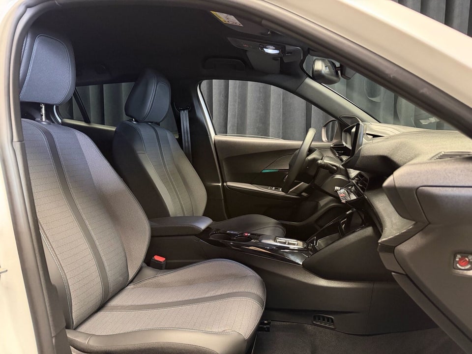 Peugeot e-2008 50 Allure Pack 5d