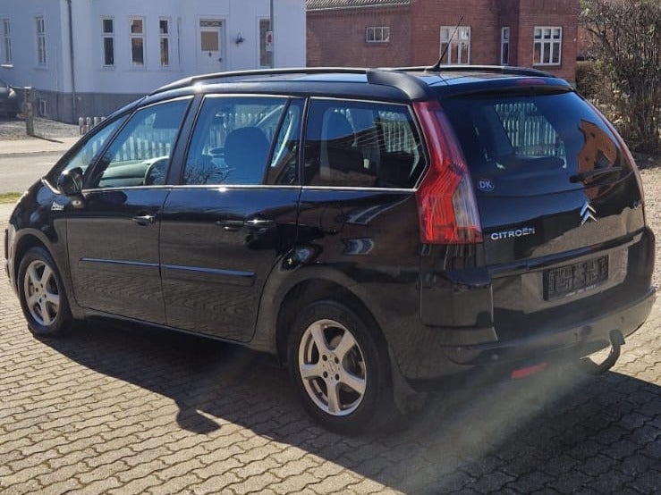 Citroën Grand C4 Picasso 2,0 HDi 136 Exclusive E6G 7prs 5d