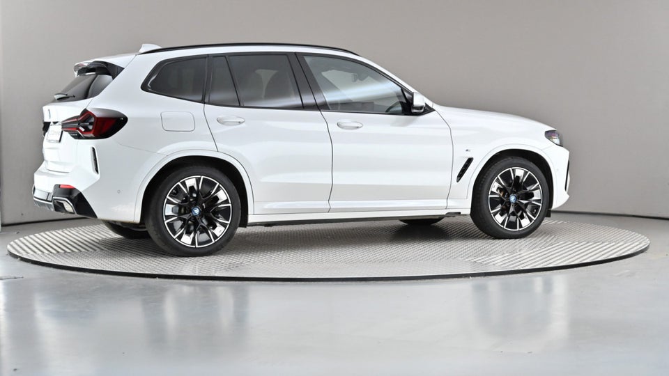 BMW iX3 Charged Plus M-Sport 5d