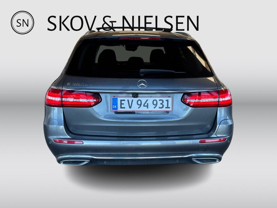 Mercedes E300 de 2,0 Exclusive stc. aut. 5d