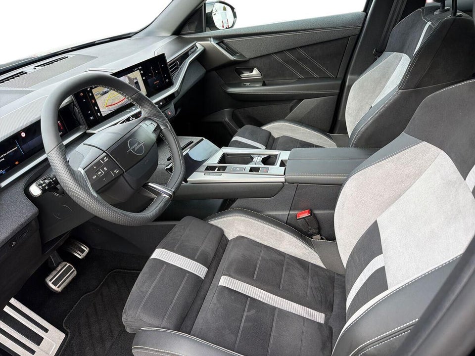 Opel Grandland-e 73 GS 5d
