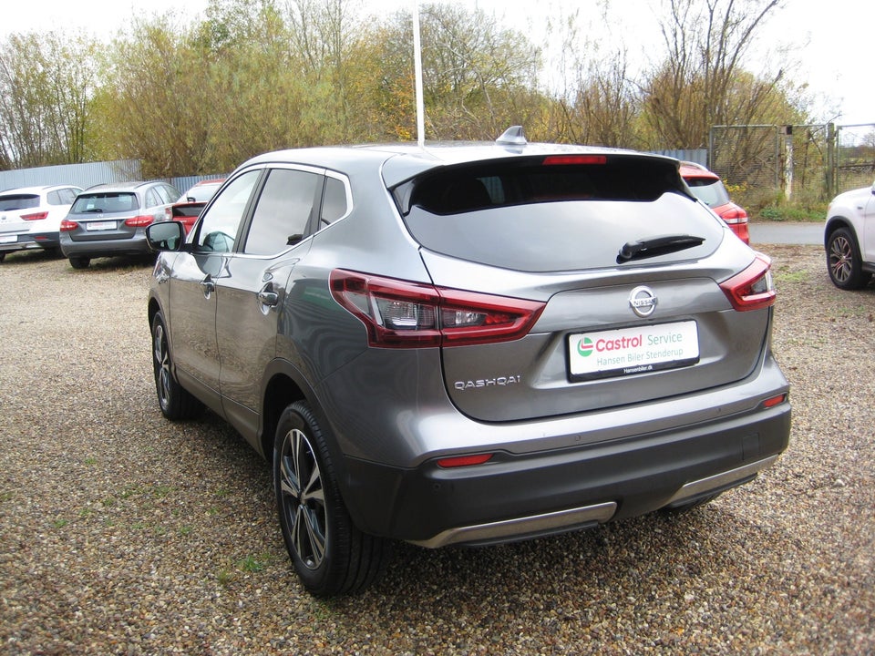 Nissan Qashqai 1,3 Dig-T 140 N-Connecta 5d