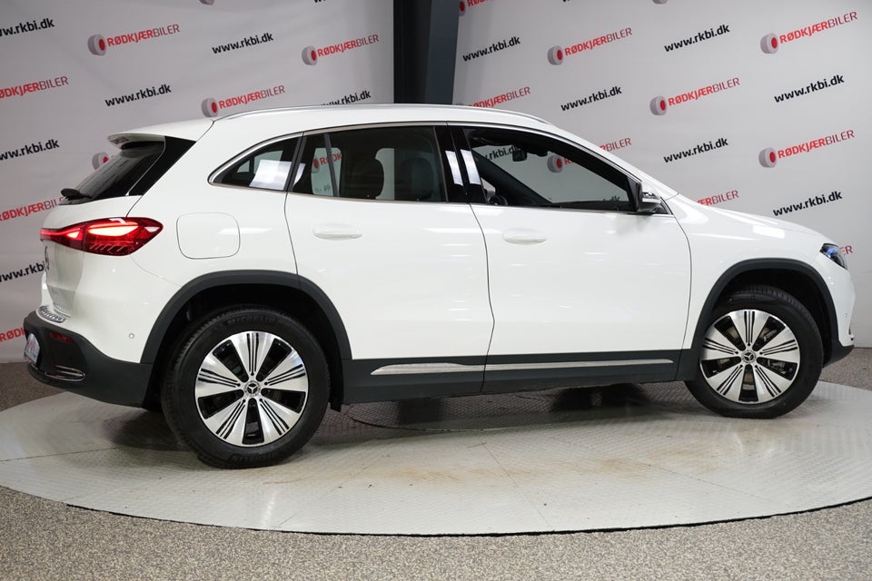 Mercedes EQA250 Progressive 5d